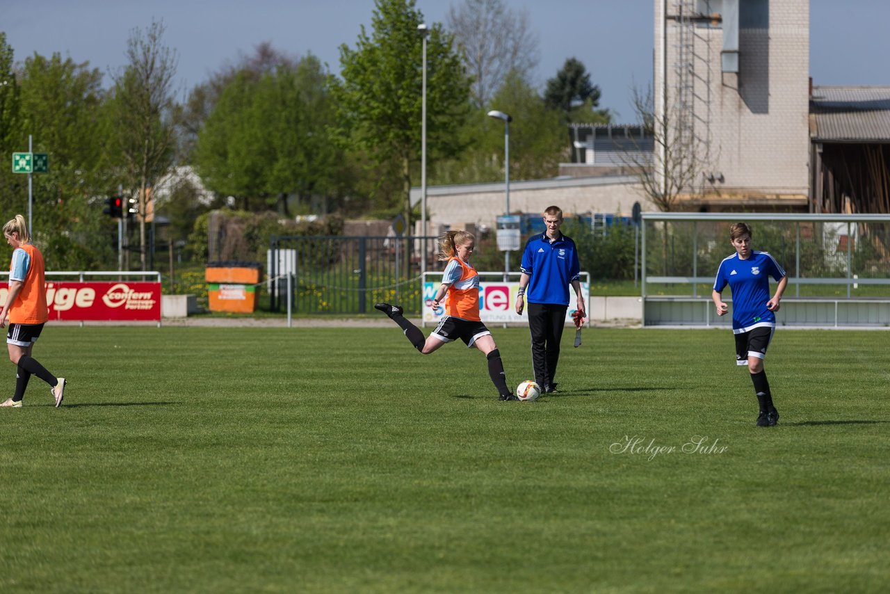 Bild 116 - Frauen Union Tornesch - Eimsbuettel : Ergebnis: 1:1